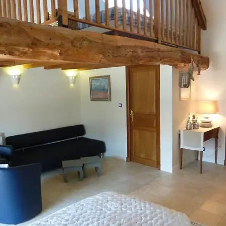 Oda ve Kahvaltı Domaine De La Hurel 3*